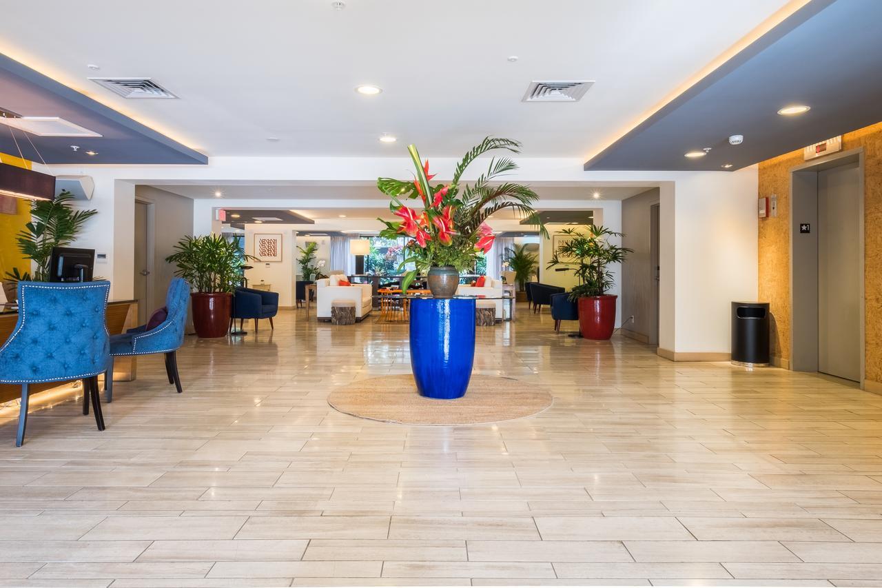 Vive Hotel Waikiki Хонолулу Екстериор снимка